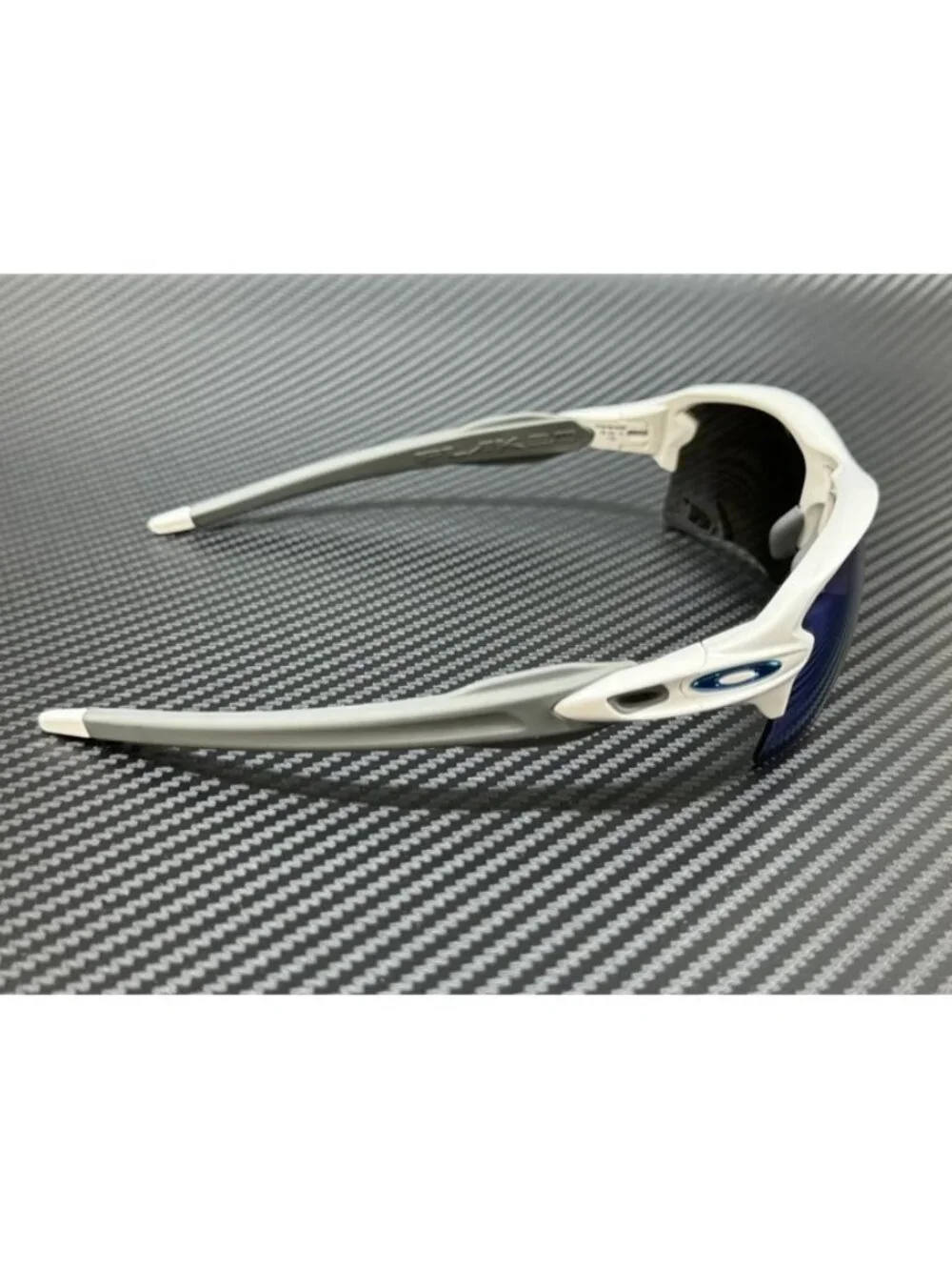 New Oakley Men  Sunglasses --